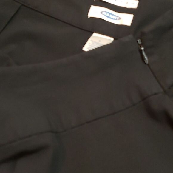 🌹Old Navy Black  Skirt Side Splits sz 8 - Picture 4 of 5